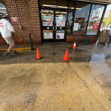 Another-quality-commercial-Softwash-and-pressure-wash-job-by-Va-Power-Wash-Pros 3